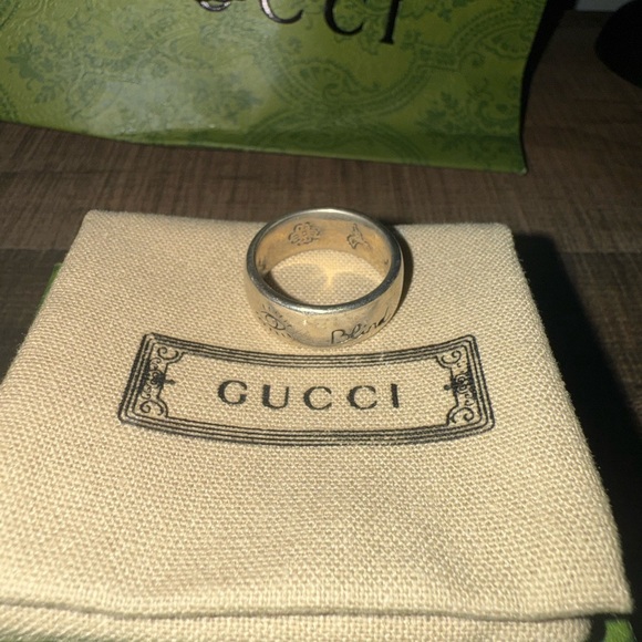 Gucci Blind For Love Sterling Silver Ring - Picture 4 of 8